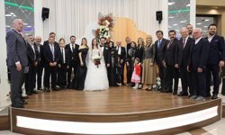 Denizlili İş İnsanı Mehmet Özsoy Oğlunu Evlendirdi