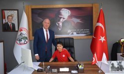Başkanlık Koltuğu Minik Muhammet’e Emanet Edildi