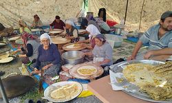 Yunus Pınarı Mezarlığında geleneksel bayram buluşması