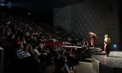 Uluslararası Tiyatro Festivali Denizli’ye Sanat Rüzgarı Estirdi