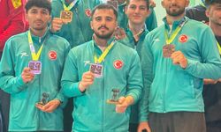 PAÜ’lü Karatecilerden Dünya Üçüncülüğü Gururu