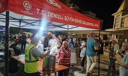 Mevlid Kandili’nde gönüllere dokunan ikram