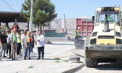 Merkezefendi’de yol çalışmaları devam ediyor