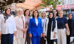 Ak Parti Kadın Kolları’ndan Bayramyeri’nde Esnaf Ziyareti