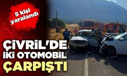 Çivril'de iki otomobil çarpıştı: 5 kişi yaralandı