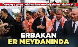 Erbakan er meydanında