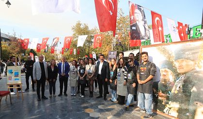 “Atatürk ve Cumhuriyet” Tuvallere Yansıdı