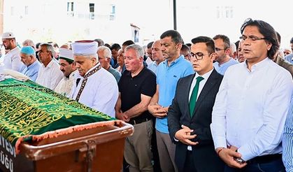 Kepenek’in annesi son yolculuğuna uğurlandı