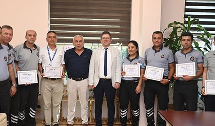 Güvenlik görevlilerine teşekkür belgesi verildi