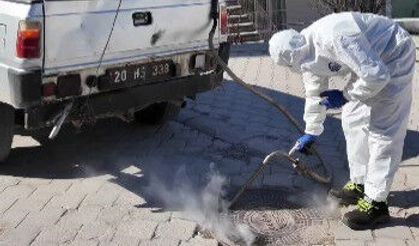 Tavas’ta rögarlar ilaçlanıyor