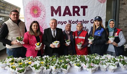 Honaz’da Kadınlara 8 Mart Hediyesi