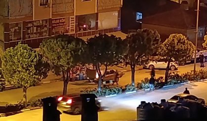 Kale’de seyir halindeki araç alev alev yandı