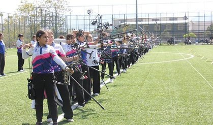 Okçular 23 Nisan için yarıştı