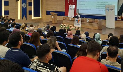 İŞKUR’dan üniversite öğrencilerine iş arama becerileri eğitimi
