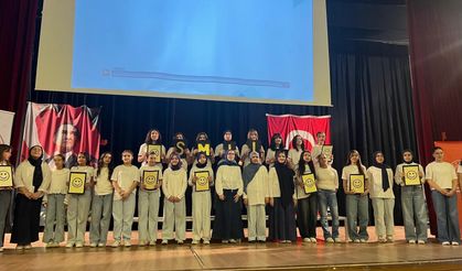 Denizli’de Yabancı Dil Şenliği Renkli Görüntülere Sahne Oldu