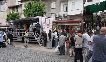 Denizli Büyükşehir’den 3 noktada 10 bin kişilik aşure hayrı