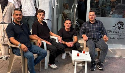 AK Parti Denizli İl Teşkilatı berber esnafına ziyaretlerde bulundu