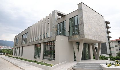 Faik Kaplan Kütüphanesi ve kitap kafe çok yakında hizmete açılıyor