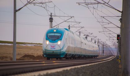Tren biletlerine zam yapıldı