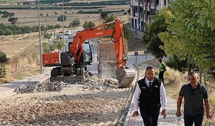 Çivril TOKİ bölgesi asfaltlanıyor