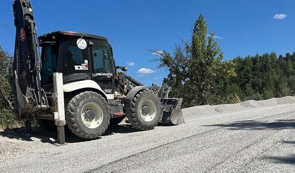 Çameli Belediyesi asfalt çalışmalarını sürdürüyor