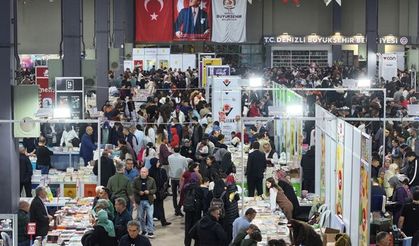Büyükşehir’den Denizli Kitap Fuarı’na ücretsiz ulaşım kolaylığı