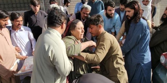 Pakistan'da 5.9 Büyüklüğünde Deprem! Çok Sayıda Ölü ve Yaralı Var!