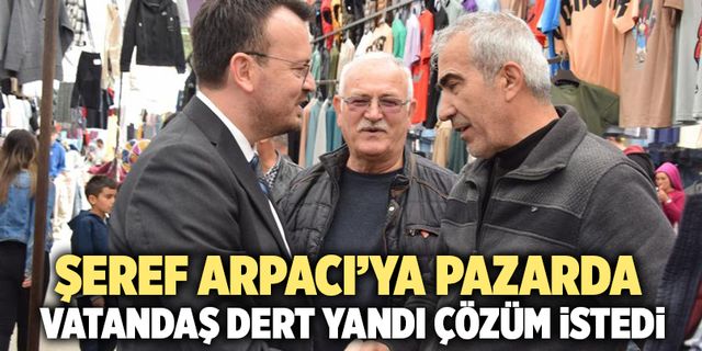 CHP Adayı Şeref Arpacı Vatandaşlarla Kucaklaşıyor