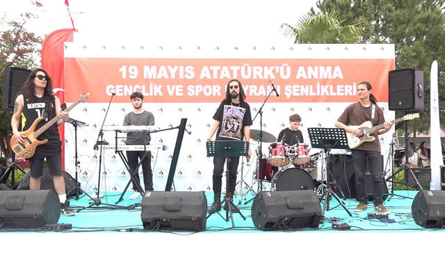 19 Mayıs Coşkusu Pamukkale’yi Sardı