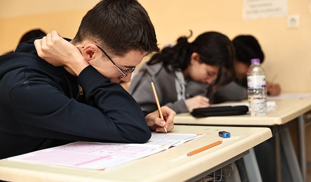 Büyükşehirden Her Ay Deneme Sınavı