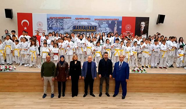 Denizli’de 170 Karateci Kemer Yükselti