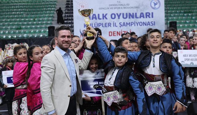 Tavas Belediyesispor Kulübü halk oyunlarında zirvede