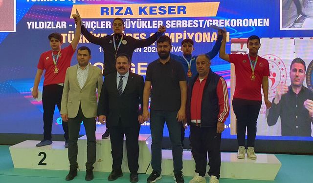 İşitme Engelliler Güreş Şampiyonası’nda Denizlili Sporcudan İki Altın