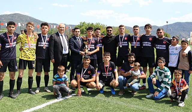 Çameli Futbol Turnuvasında şampiyon belli oldu