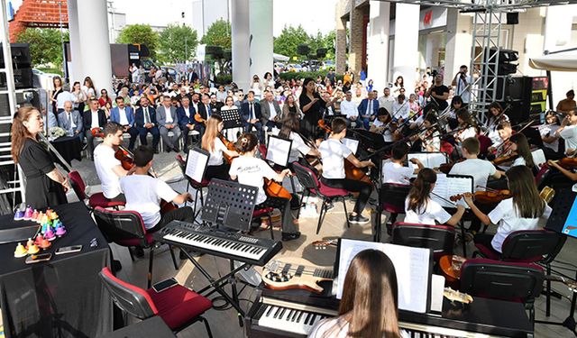 Pamukkale BİLSEM’den renkli müzik ve resim şenliği