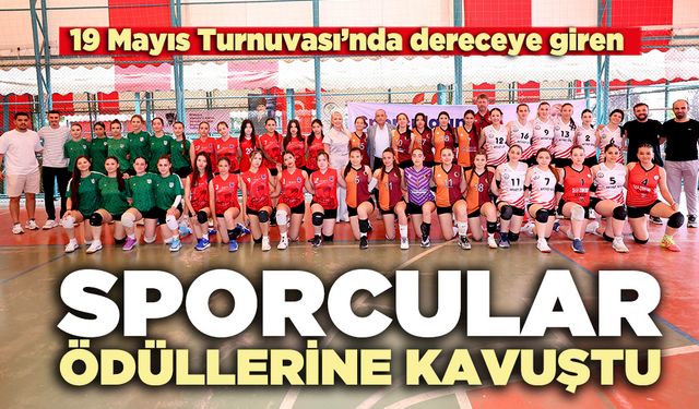 Sporcular ödüllerine kavuştu
