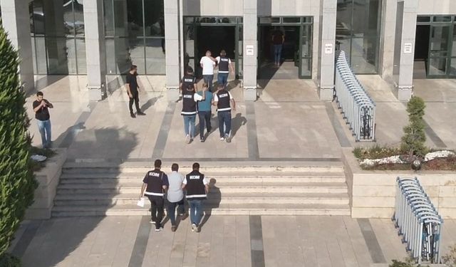 Denizli’de silah kaçakçılarına operasyon