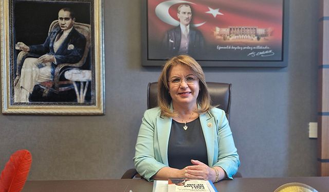 Karaca Silivri’deki tutukluları ziyaret etti