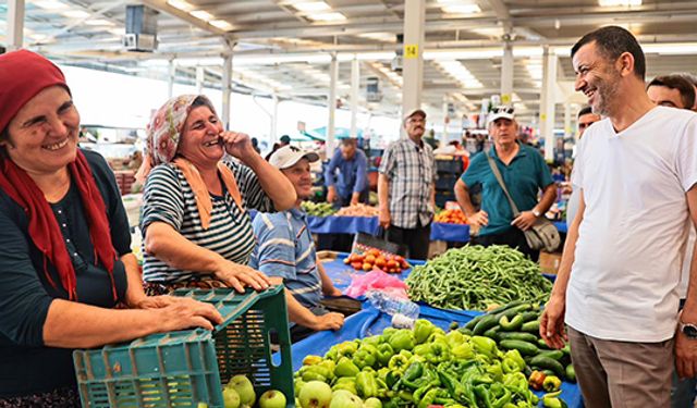 Çavuşoğlu klimalı Pazar yerini ziyaret etti