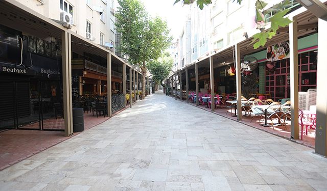 Sokakta Sanat Var…