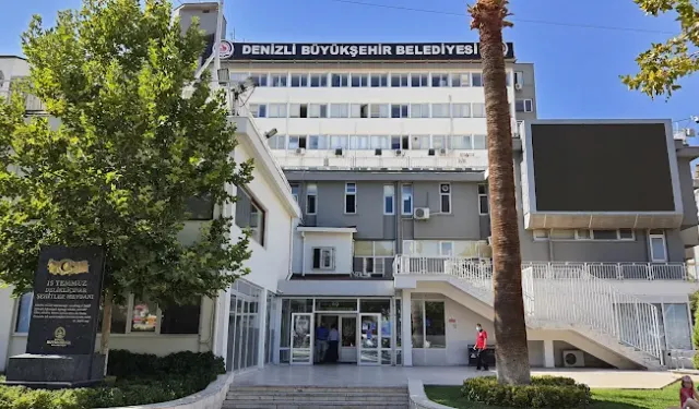 Büyükşehir ikili eğitim gören öğrencileri yalnız bırakmadı