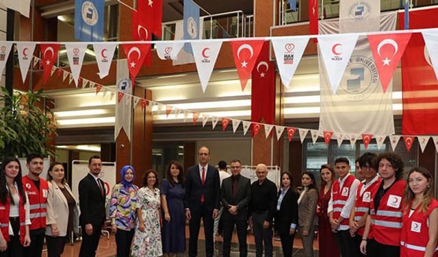PAÜ'de kan ve kök hücre bağışı etkinliği düzenlendi