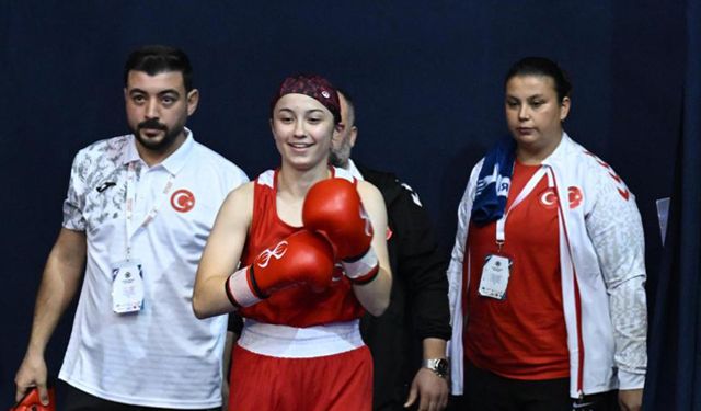 Merkezefendili genç milli boksör Avrupa üçüncüsü