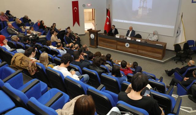 Cumhuriyetin 102. Yılında PAÜ’de Denizli Siyaseti Paneli düzenlendi