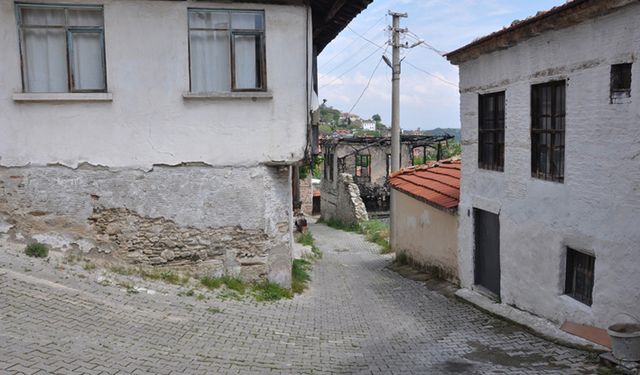 Buldan’ın tarihi 3 sokağı daha turizme kazandırılacak