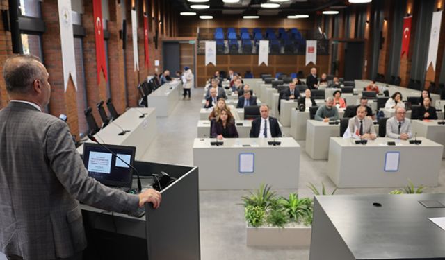 Pamukkale Belediyesi Personeline “Belediye gelirleri ve şirketleri” eğitimi