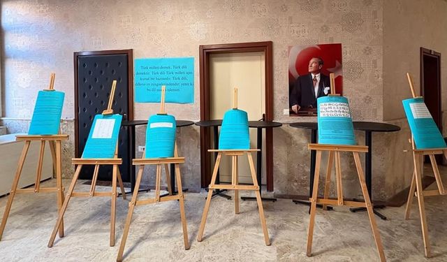 PAÜ’de Türk Alfabelerinin tarihi yolculuğu sergilendi