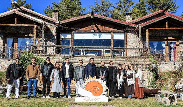 Üniversiteli gençler Çameli’yi gezdi