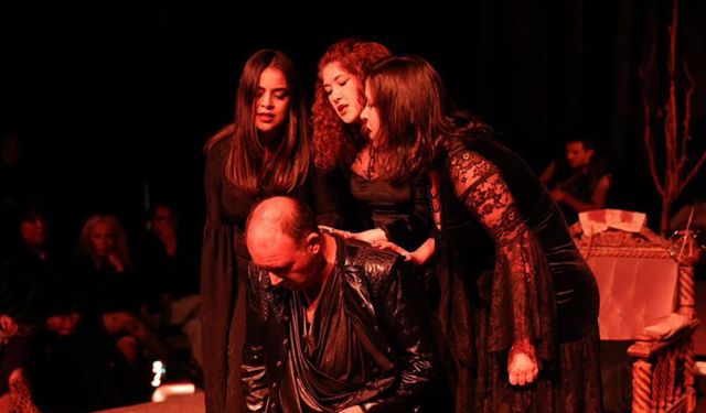 Merkezefendi Kent Tiyatrosu’nun Aralık ayı oyun takvimi yayınlandı