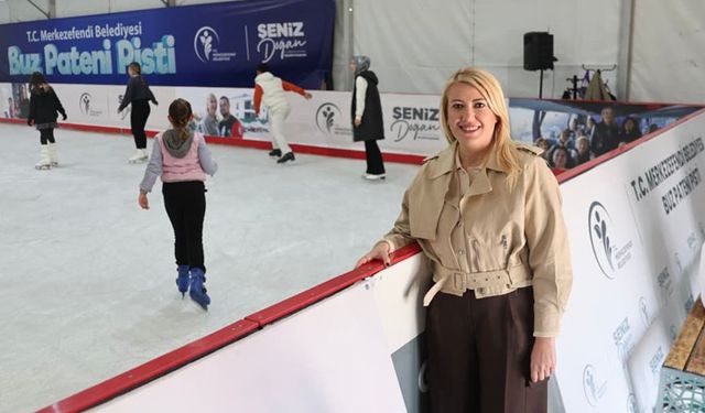 Merkezefendi’de Buz Pateni Pisti açıldı